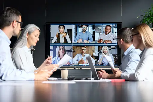 Conducting Immersive Virtual Meetings Without Video